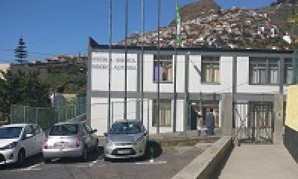 Exercício de evacuação - EB1/PE Ribeiro de Alforra