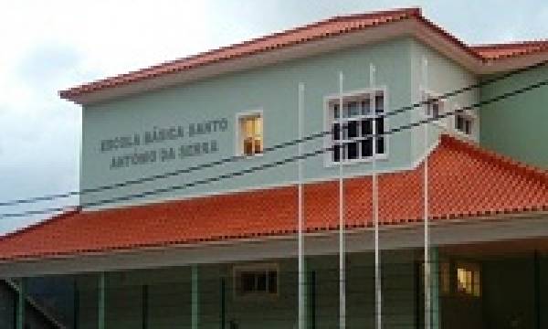 Exercício de evacuação - EB1/PE/C de Maroços e Santo António da Serra